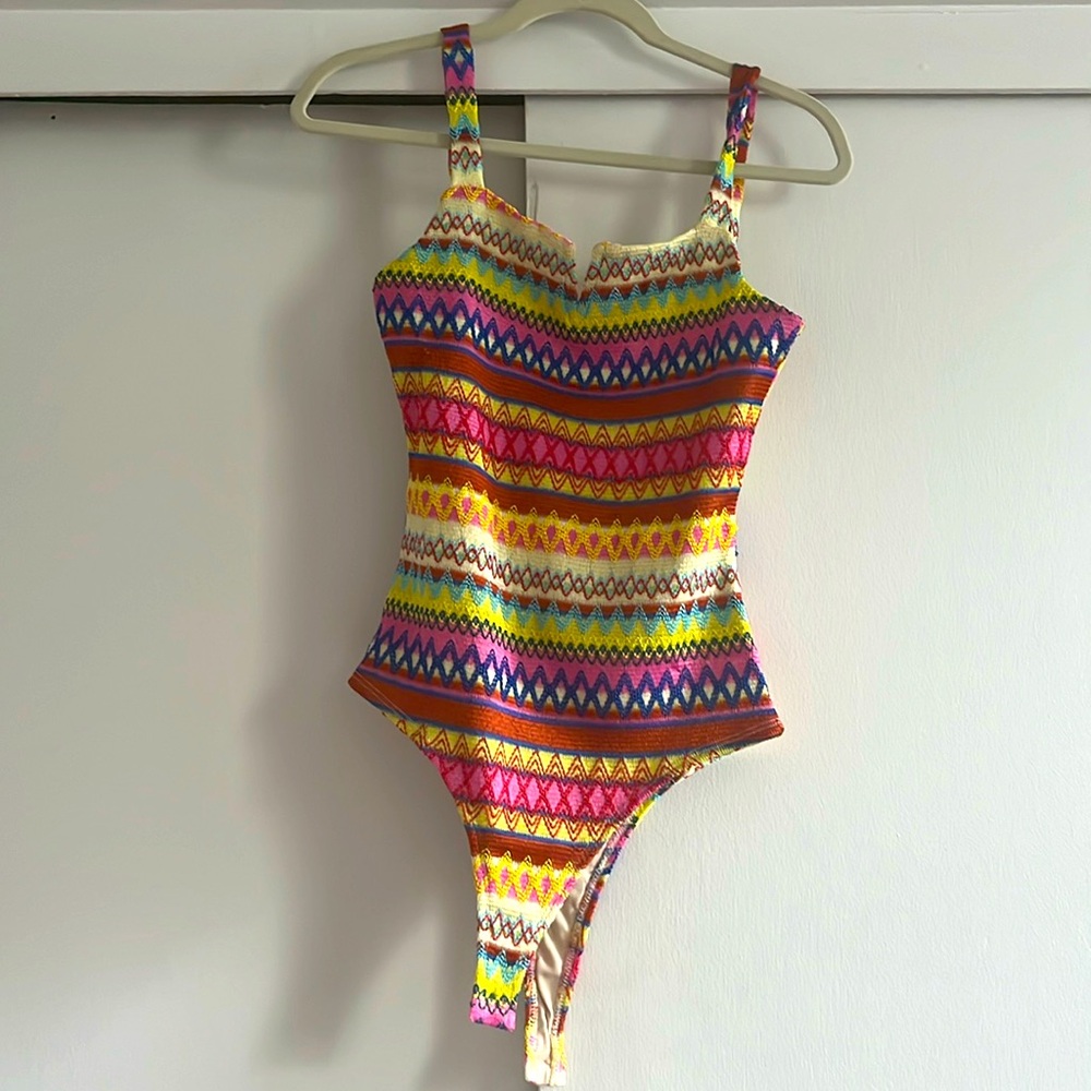 Fabrik colorful bodysuit
